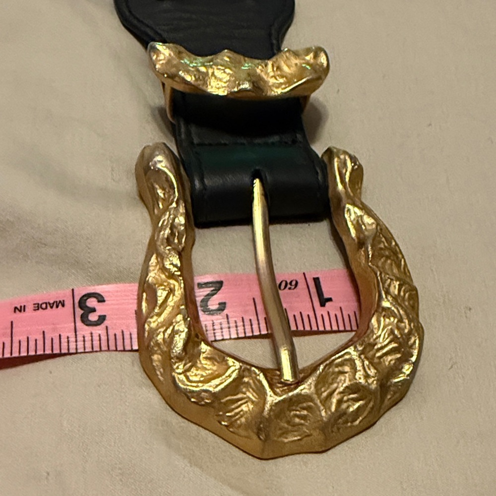 Vintage 80s Sculptural Gold Buckle Wide Black Leather Statement Belt – Power Era - Picture 13 of 16